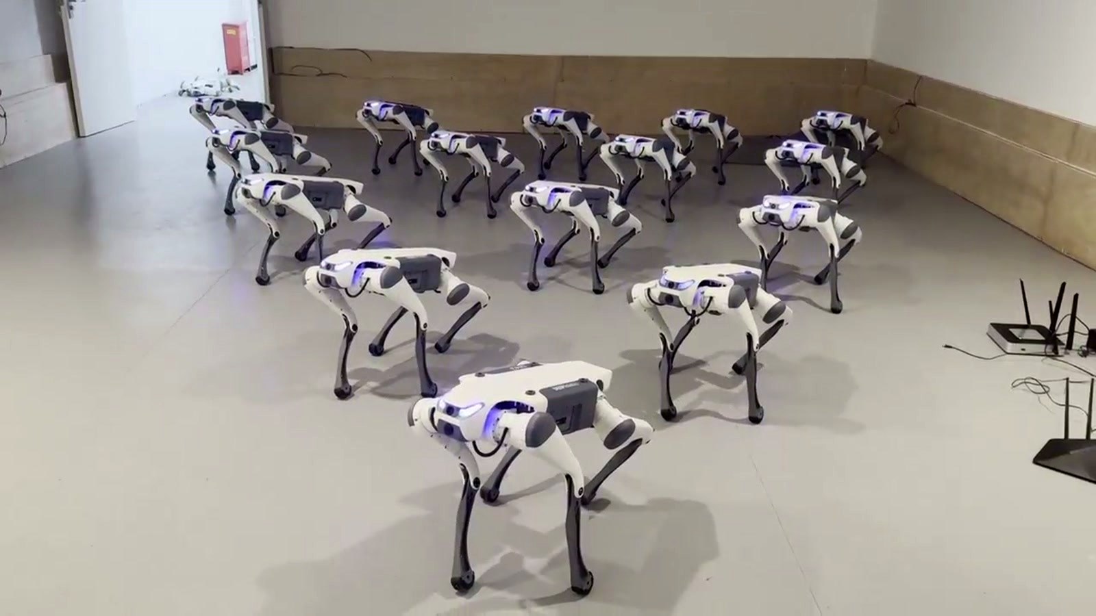 Robot fleet performing a synchronized move